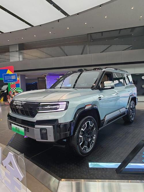 深圳39比亚迪方程豹硬派越野的爆款，英菲尼迪35周年与你共成长